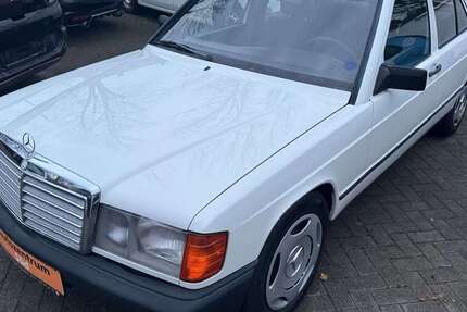 Mercedes-Benz 190 200.000 km 5.630 &euro; Düsseldorf 40597