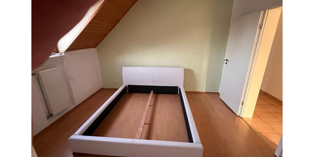 DG Wohnung, 3 Zimmer, 80 m2 3 zimmer