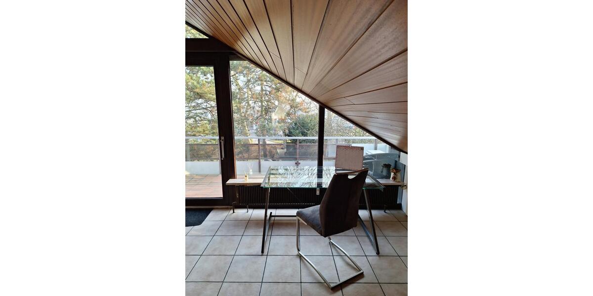 möbl. 2 Zimmer Wohnung großer Balkon Stellplatz 2 zimmer