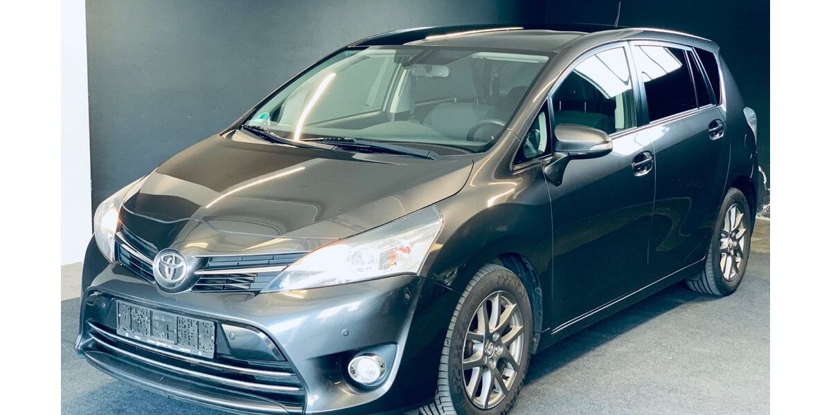 Toyota Verso 248.900 km 5.999 &euro; Hilden 40723
