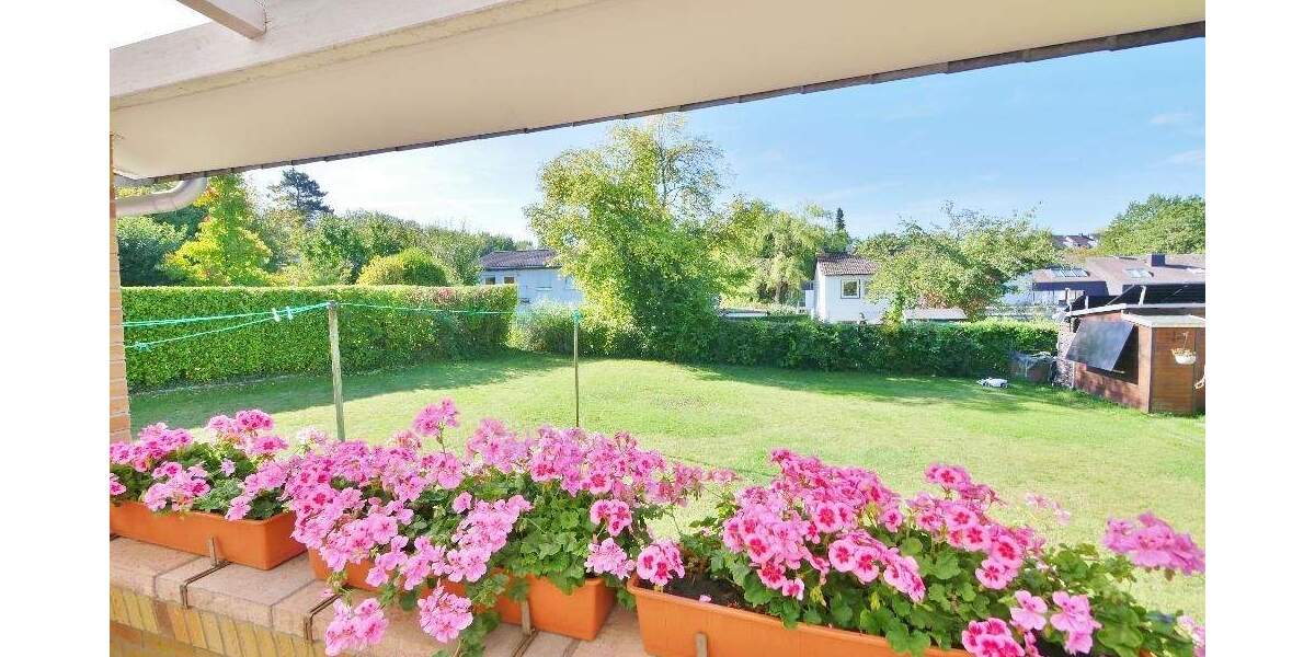 Attraktive Doppelhaushälfte auf großem Süd-West Grundstück in ruhiger Lage von Haan-Gruiten 5 zimmer