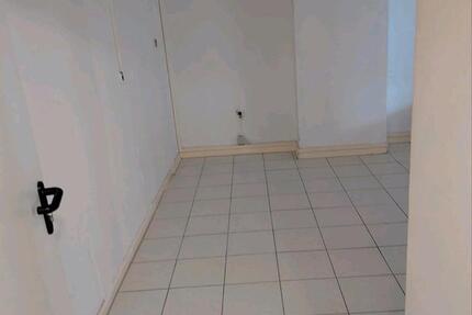 Wohnung Bergheim - 2 Zimmer, 80 m&sup2;, 950&euro; | Angebot:26454236