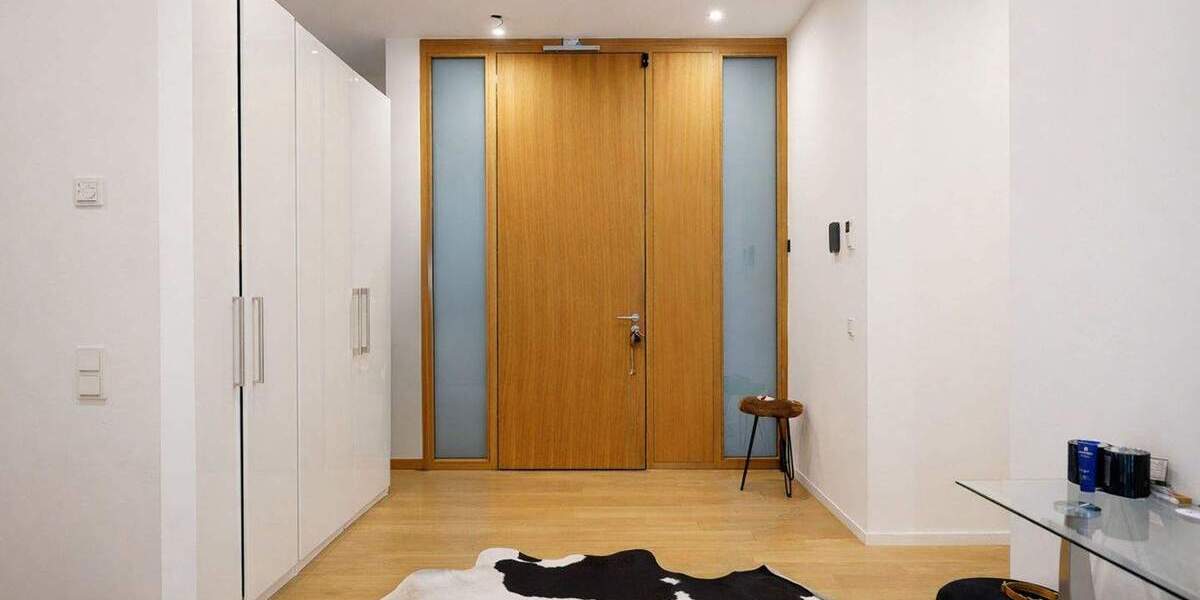 Etagenwohnung Krefeld / Bockum Bockum - 5 Zimmer, 229 m&sup2;, 2.950&euro; | Angebot:25740530