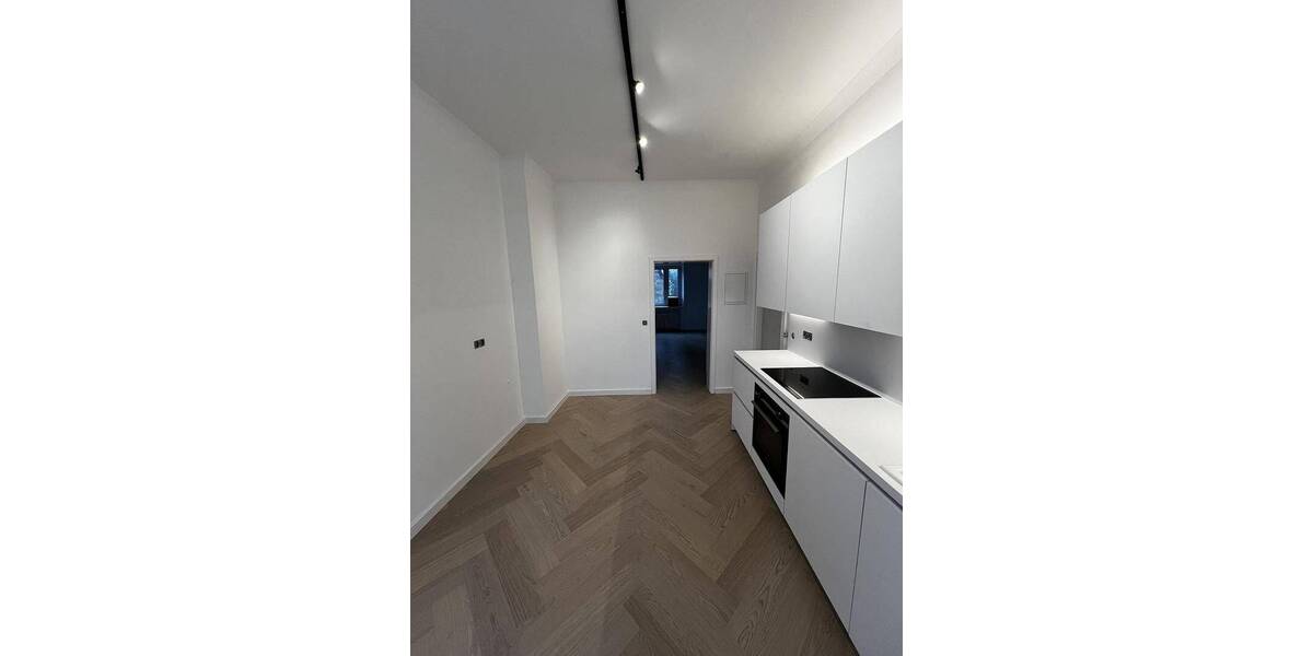 Etagenwohnung Düsseldorf Derendorf - 2 Zimmer, 65 m&sup2;, 1.220&euro; | Angebot:26890734