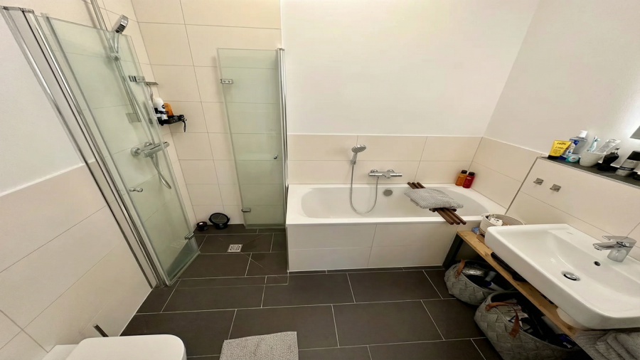 Wohnen mit Außenbereich: Möblierte 2 Zimmer mit Terrasse & Garten - 74 m², EG - Erdgeschoßwohnung Wuppertal Barmen | Angebot:25752054