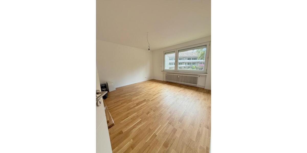 Etagenwohnung Wuppertal Lichtenplatz - 3 Zimmer, 100 m&sup2;, 1.390&euro; | Angebot:26578558