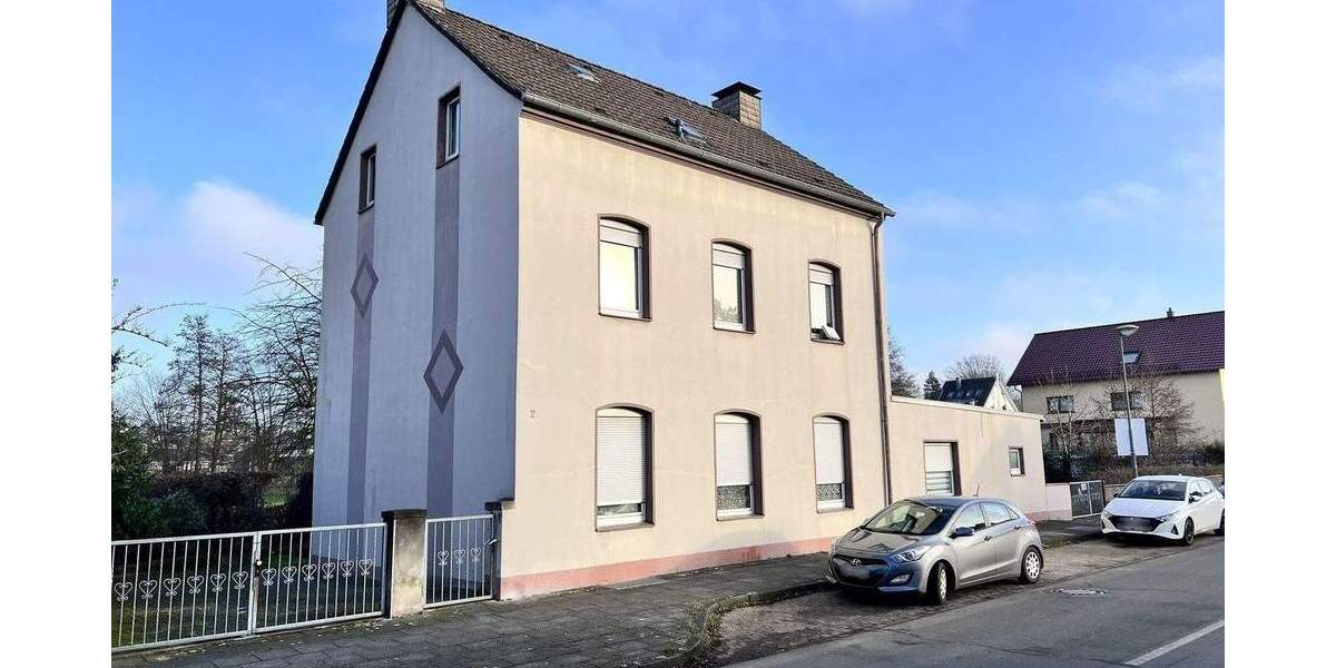Mehrfamilienhaus, Wohnhaus Langenfeld Immigrath - 9 Zimmer, 150 m&sup2;, 599.000&euro; | Angebot:25743953