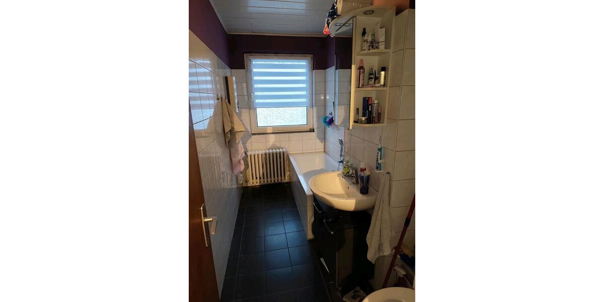 Etagenwohnung Oberhausen Alstaden - 3 Zimmer, 79 m&sup2;, 975&euro; | Angebot:25364990