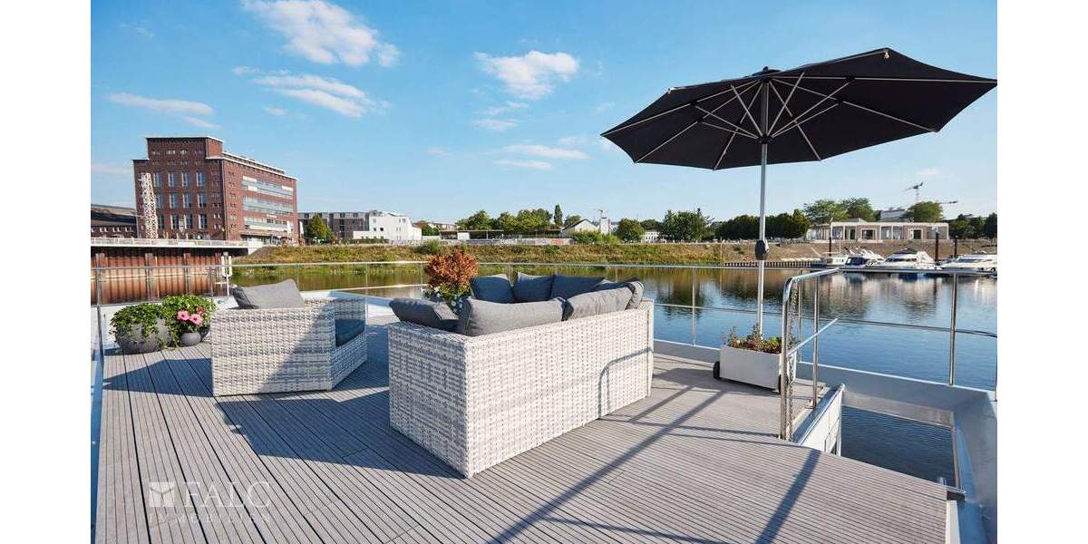 YOU ONLY LIVE ONCE 3 zimmer