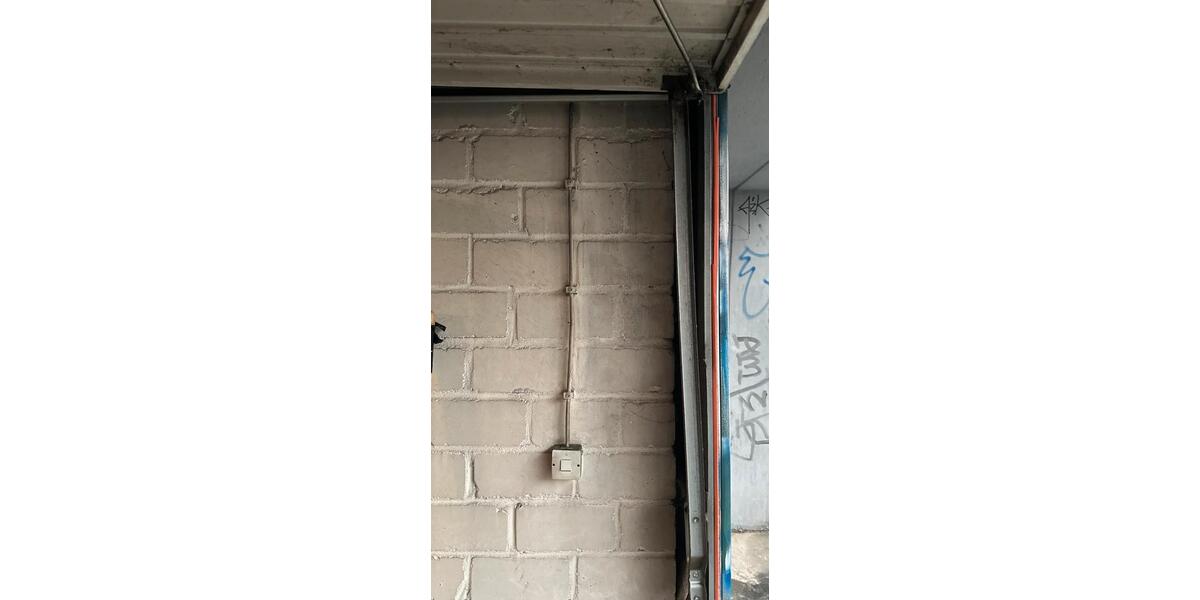 Garagen / Stellplätze Düsseldorf Derendorf - 150&euro; | Angebot:24918205