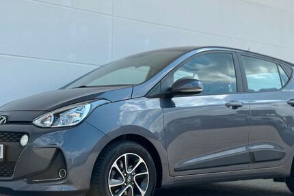 Hyundai i10 28.378 km 9.599 &euro; Viersen 41748