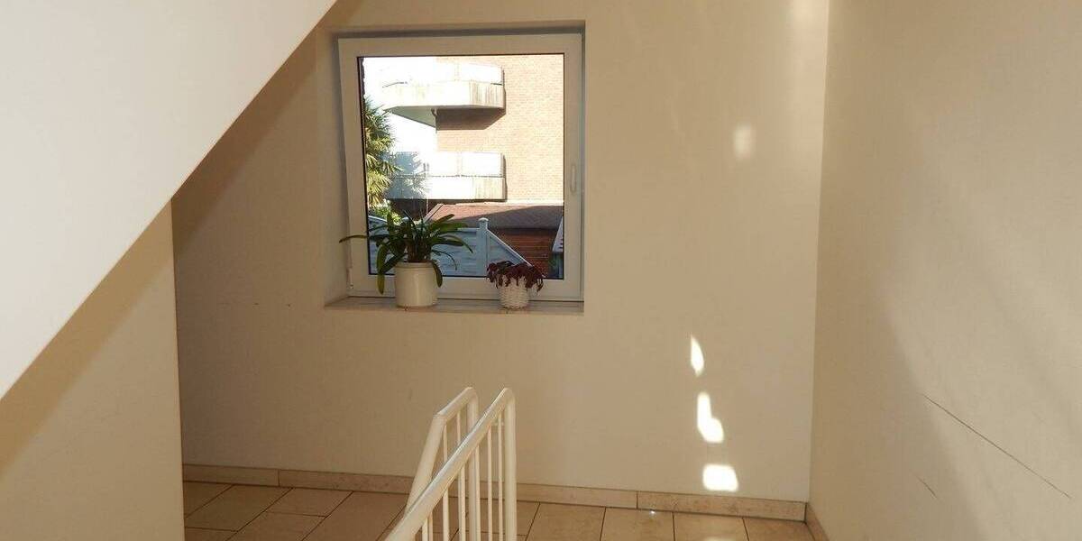 RESERVIERT - Moderne zwei Zimmer Wohnung mit Balkon und Garagenhof in bester Wohnlage von Moers 2 zimmer