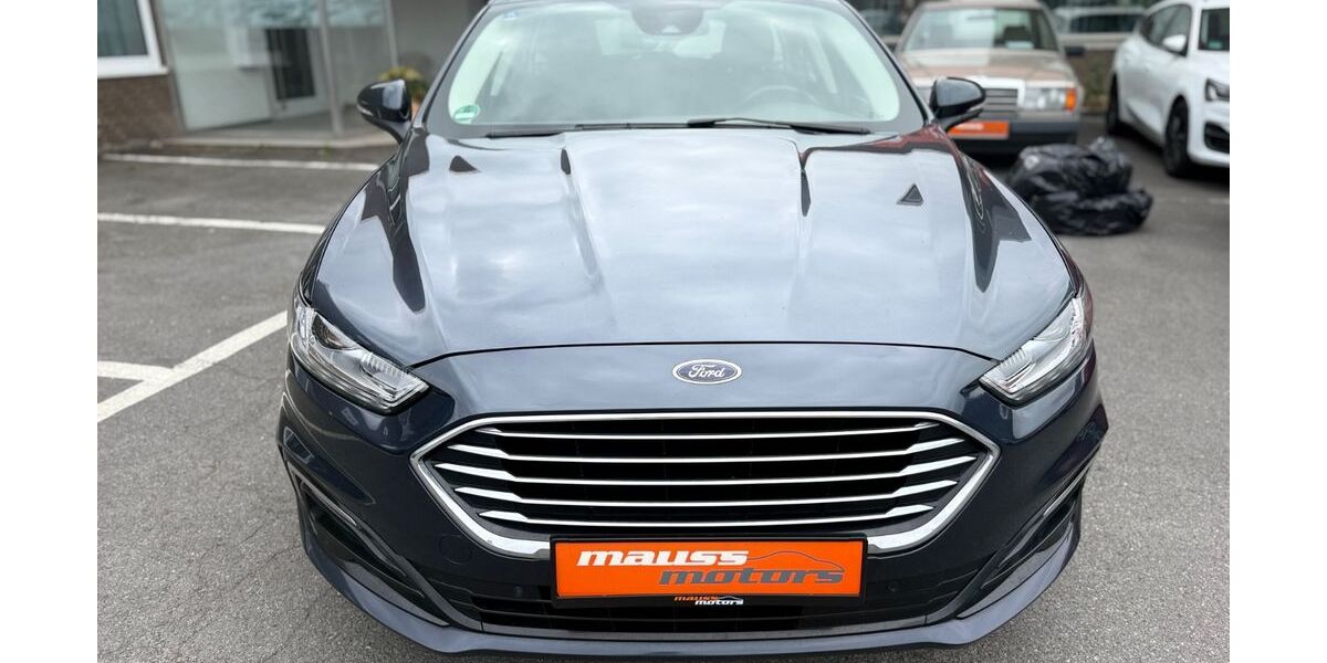 Ford Mondeo 141.300 km 10.980 &euro; Düsseldorf 40549