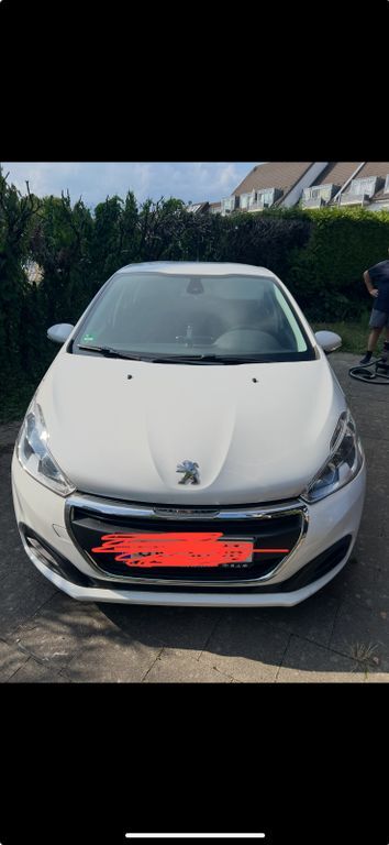 Peugeot 208 149.726 km 5.000 € Mönchengladbach 41189