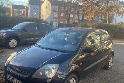 Ford Fiesta 211.700 km 800 &euro; Monheim 40789