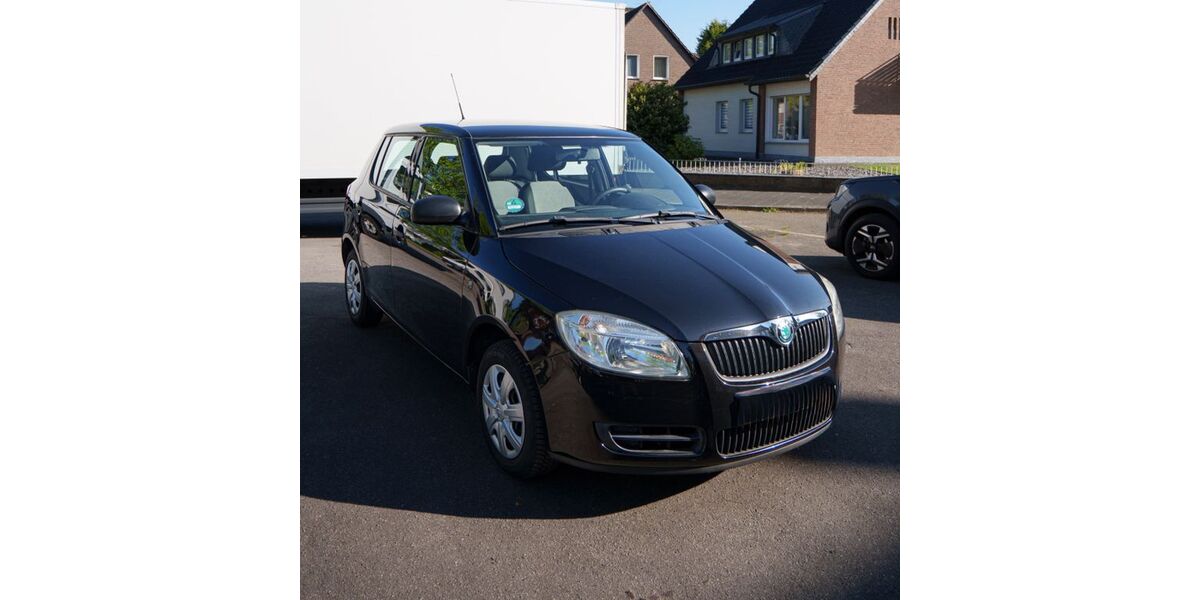 Skoda Fabia 83.000 km 4.200 &euro; Mönchengladbach 41238