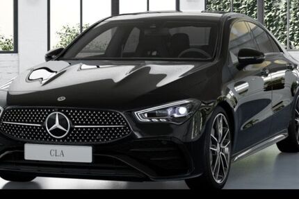 Mercedes-Benz CLA 200 9.900 km 45.490 € Düsseldorf 40470