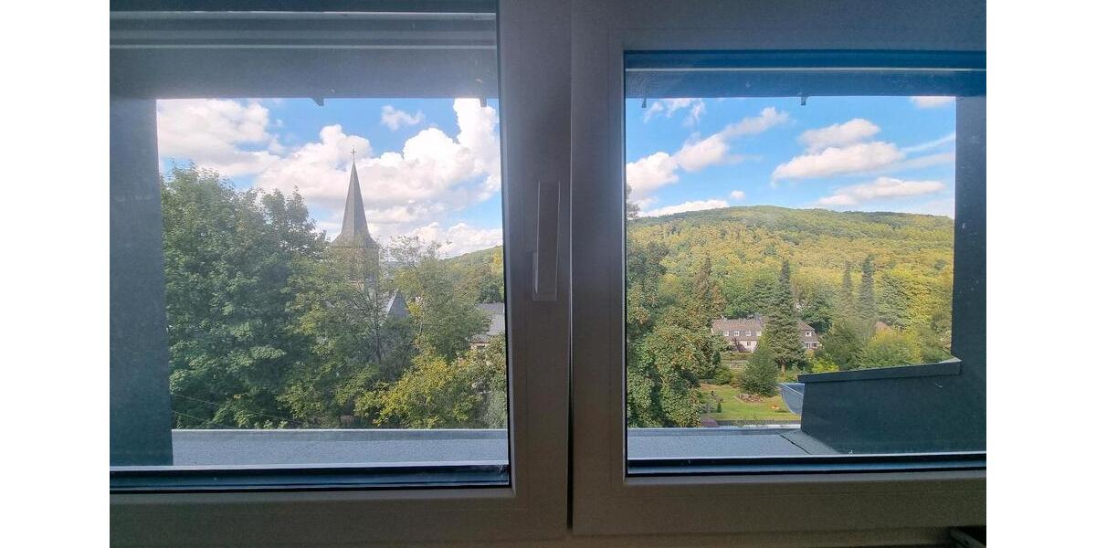 Dachgeschoßwohnung Wuppertal Lichtenplatz - 3 Zimmer, 80 m&sup2;, 980&euro; | Angebot:23369823