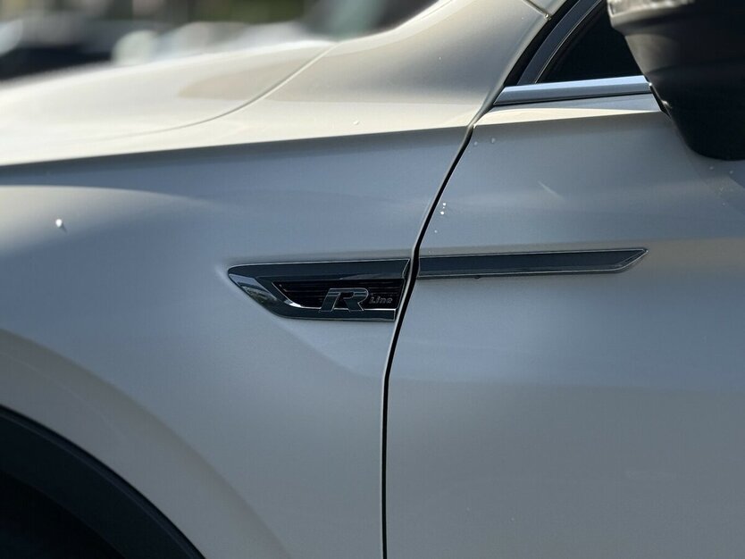 VW Tiguan R-Line / 4Motion / Pano / Kamera / AAC 99.000 km 27.900 € Mönchengladbach 41066