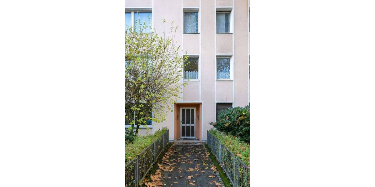 Wohnen im Zooviertel: Gemütliche Dachgeschosswohnung mit Balkon 3 zimmer