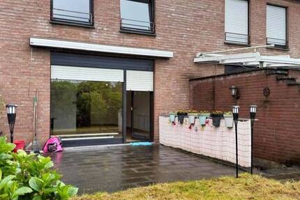 Haus Krefeld Kempener Feld/Baakeshof - 6 Zimmer, 135 m&sup2;, 360.000&euro; | Angebot:26779006