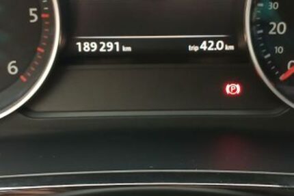 VW Touareg 189.291 km 15.950 € Duisburg 47169