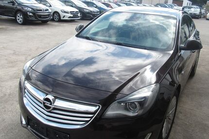 Opel Insignia 216.000 km 6.500 € Leverkusen 51371