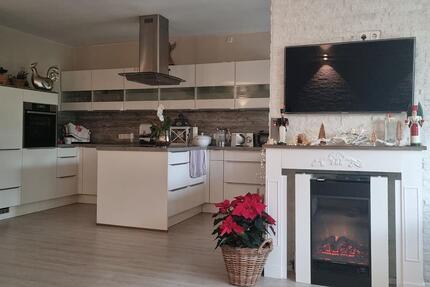 Helle 2,5-Zimmer Wohnung 80qm mit Terasse und Garten o. Provision 3 zimmer