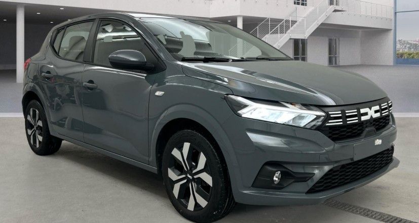 Dacia Sandero 11.969 km 17.375 &euro; Düsseldorf 40597