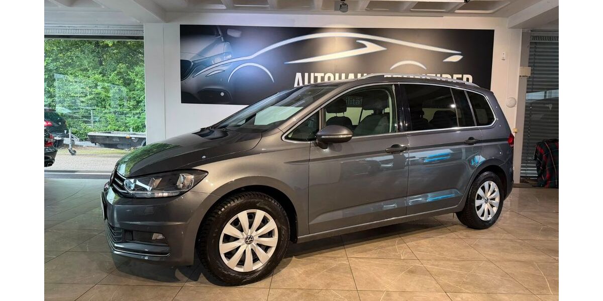 VW Touran 112.156 km 18.590 &euro; Ratingen 40880