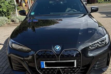 BMW i4 27.083 km 41.950 € Düsseldorf 40210