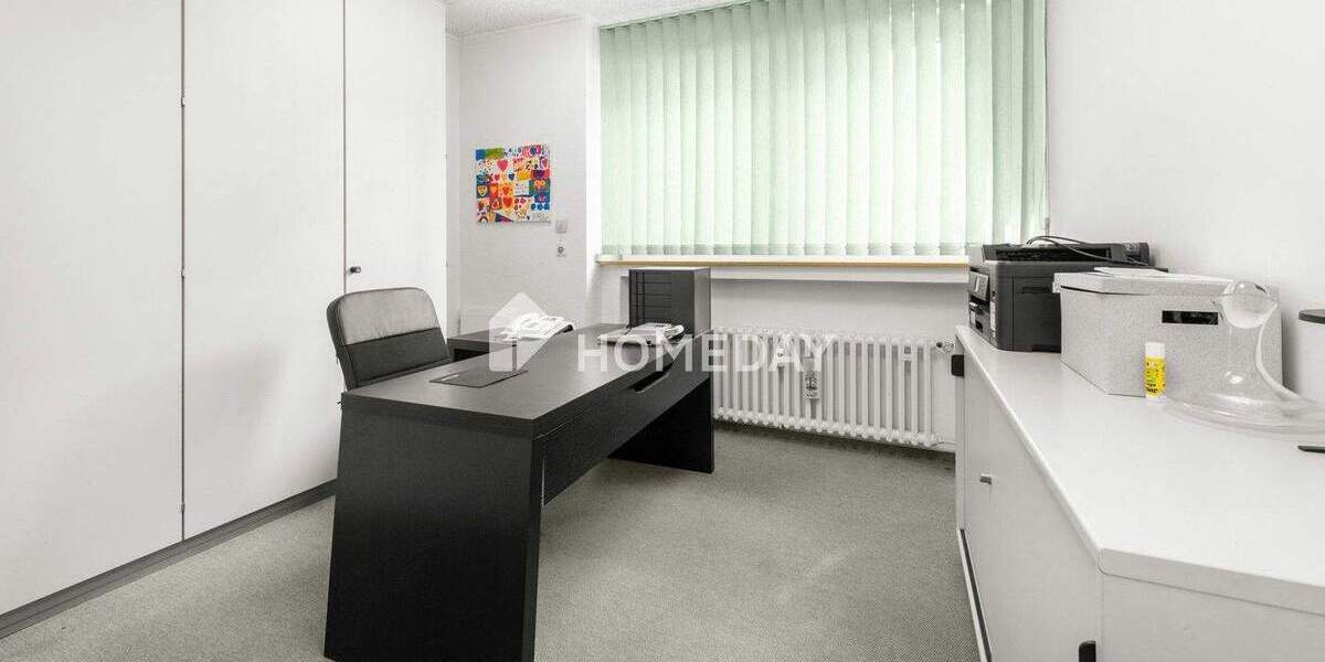 Etagenwohnung Duisburg Ruhrort - 7 Zimmer, 200 m&sup2;, 200.000&euro; | Angebot:25338245