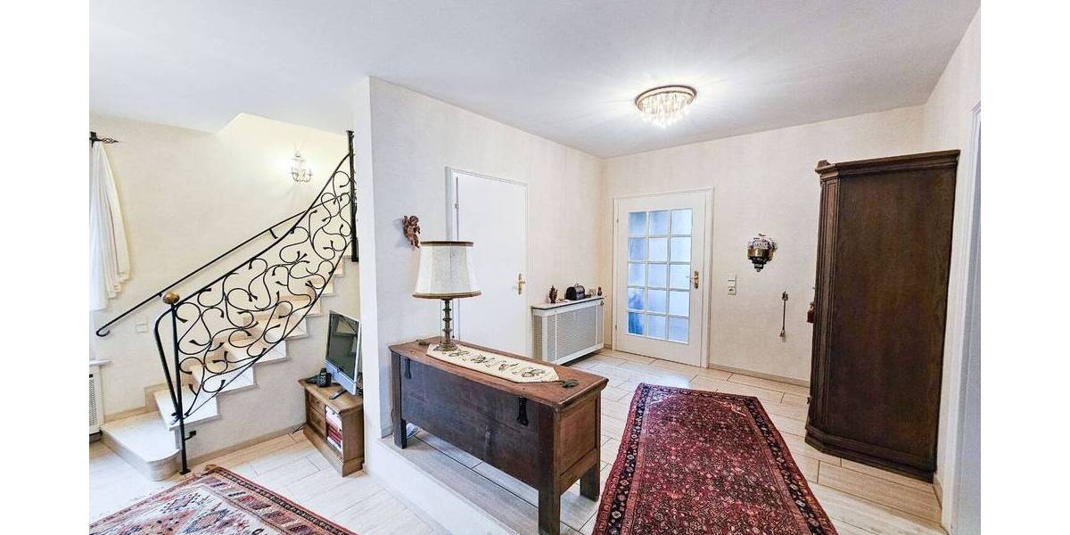 Mehrfamilienhaus, Wohnhaus Leverkusen Lützenkirchen - 5 Zimmer, 193 m&sup2;, 580.000&euro; | Angebot:26220690