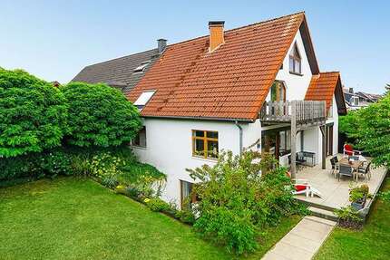 Haus zum Kaufen in Düsseldorf 1.150.000 € 149.57 m²