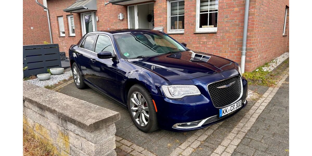 Chrysler 300C 110.000 km 17.950 &euro; willich 47877