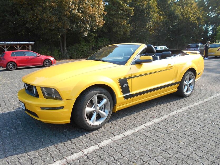 Ford Mustang 250.200 km 12.950 € Leichlingen 42799