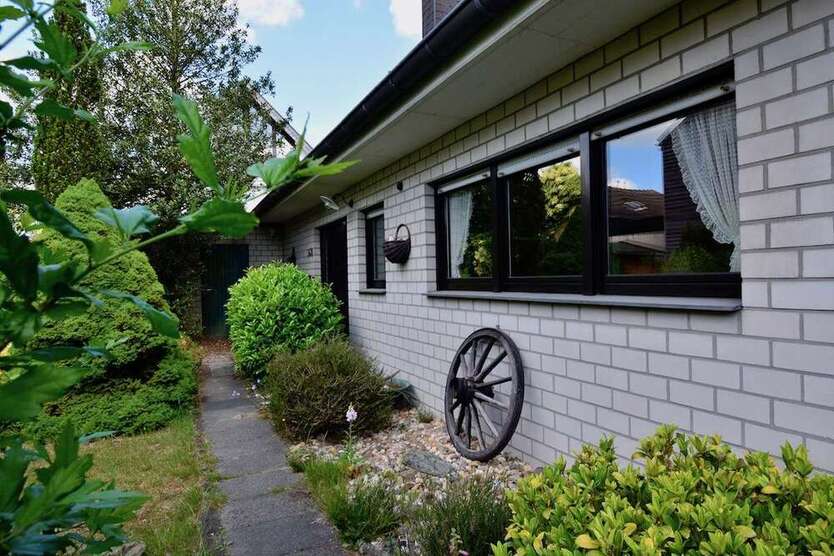 Haus zum Kaufen in Mönchengladbach 520.000 € 165 m²