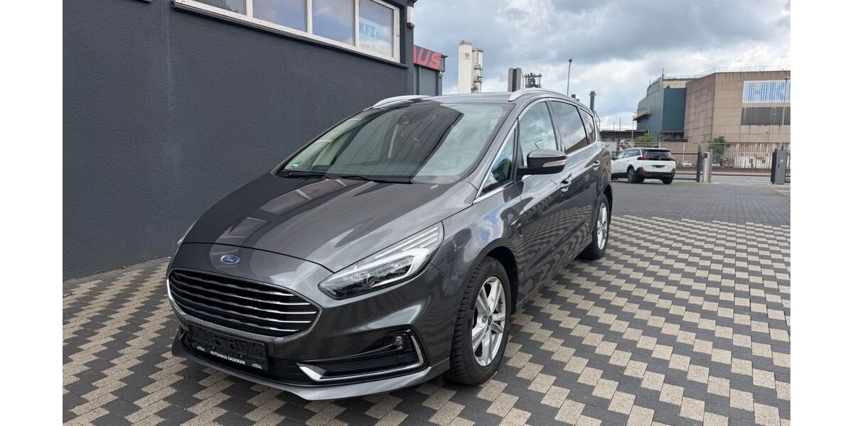Ford S-Max 106.593 km 16.950 &euro; Duisburg 47259