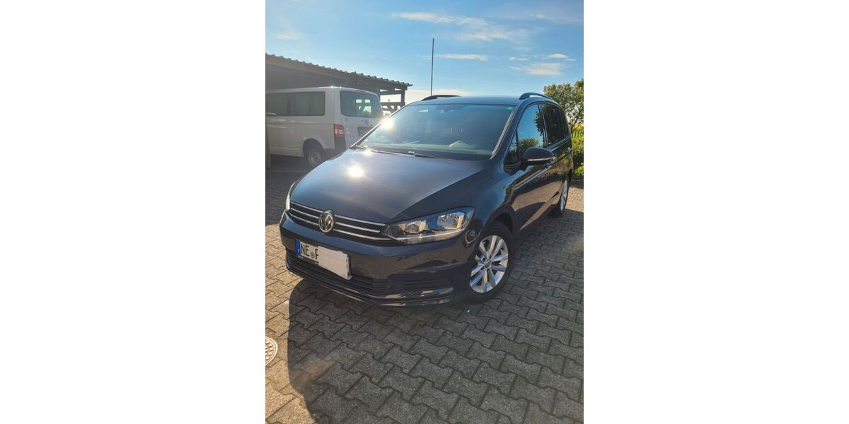 VW Touran 103.000 km 17.999 &euro; Dormagen 41542