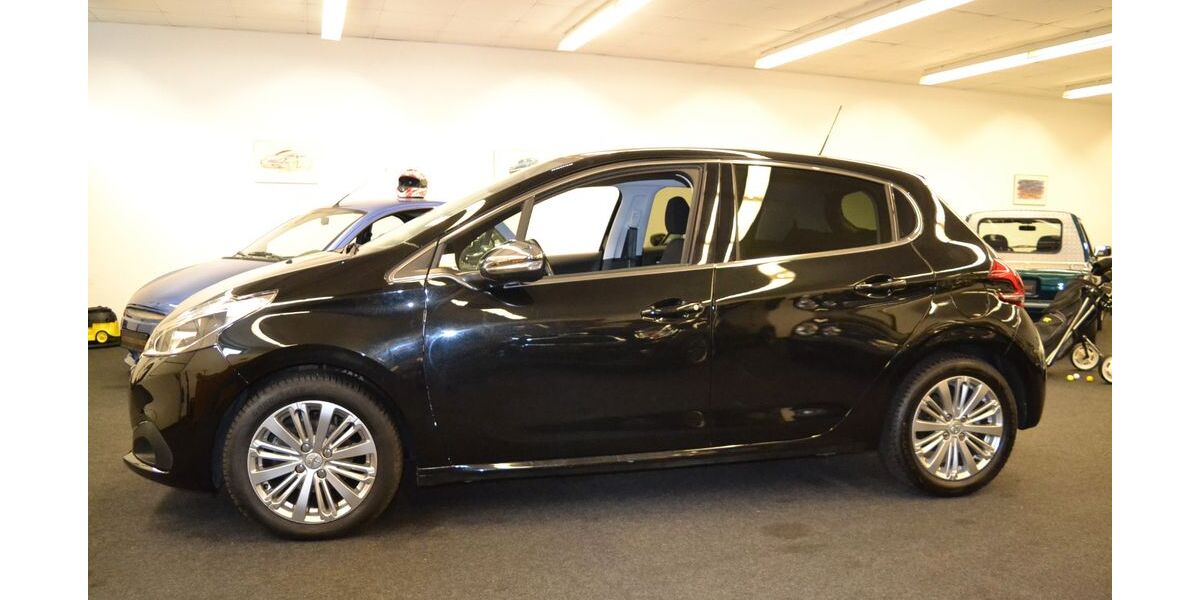 Peugeot 208 100.000 km 9.450 &euro; Mülheim-Speldorf 45478