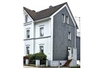 1-Fam. Haus mit EinliegerWohnung und Garagenhof