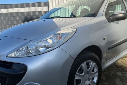 Peugeot 206 110.000 km 3.990 &euro; Viersen 41748