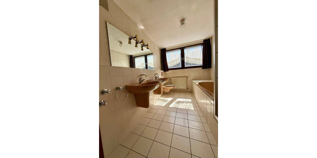 Einfamilienhaus Remscheid Lennep - 5 Zimmer, 150 m&sup2;, 449.500&euro; | Angebot:26064205
