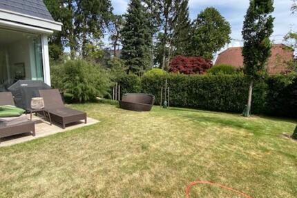 MODERNES HAUS MIT EINBAUKÜCHE; KAMIN; PARKETT - DÜSSELDORF-WITTLAER - NEUBAU zimmer