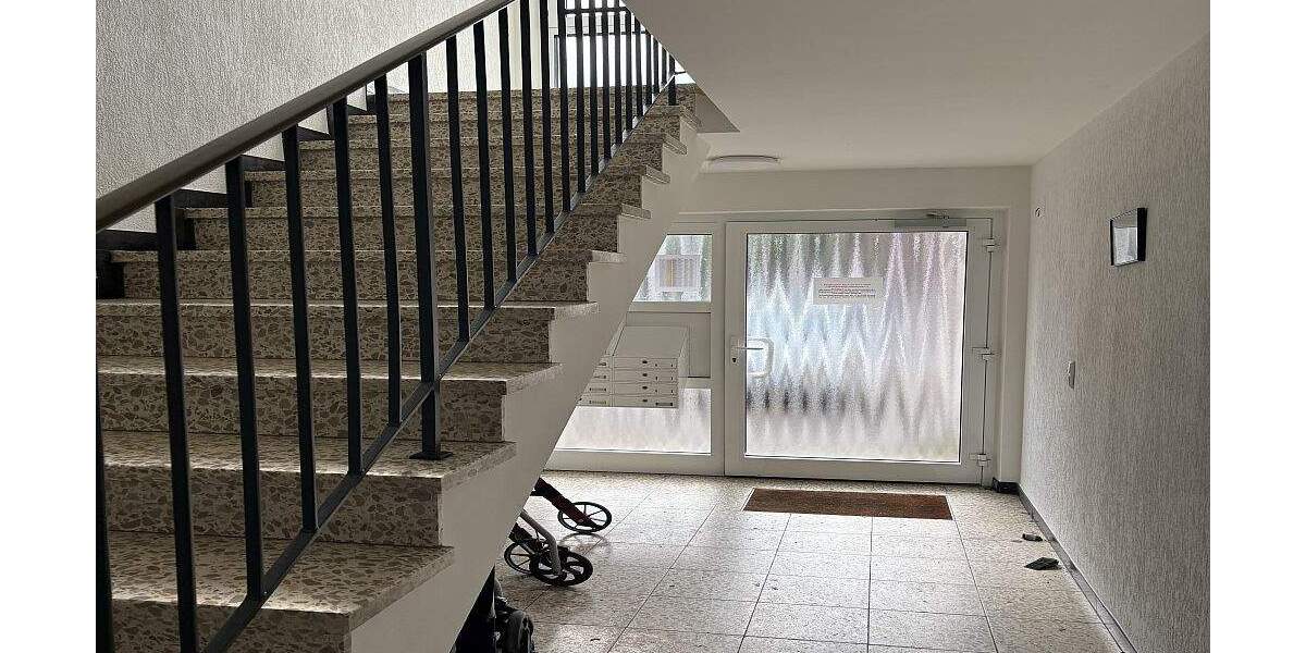 Die Herbstsonne geniessen: Super sonnige 3 Zi. ETW mit gr. Balkon - hochwertig saniert ! 3 zimmer