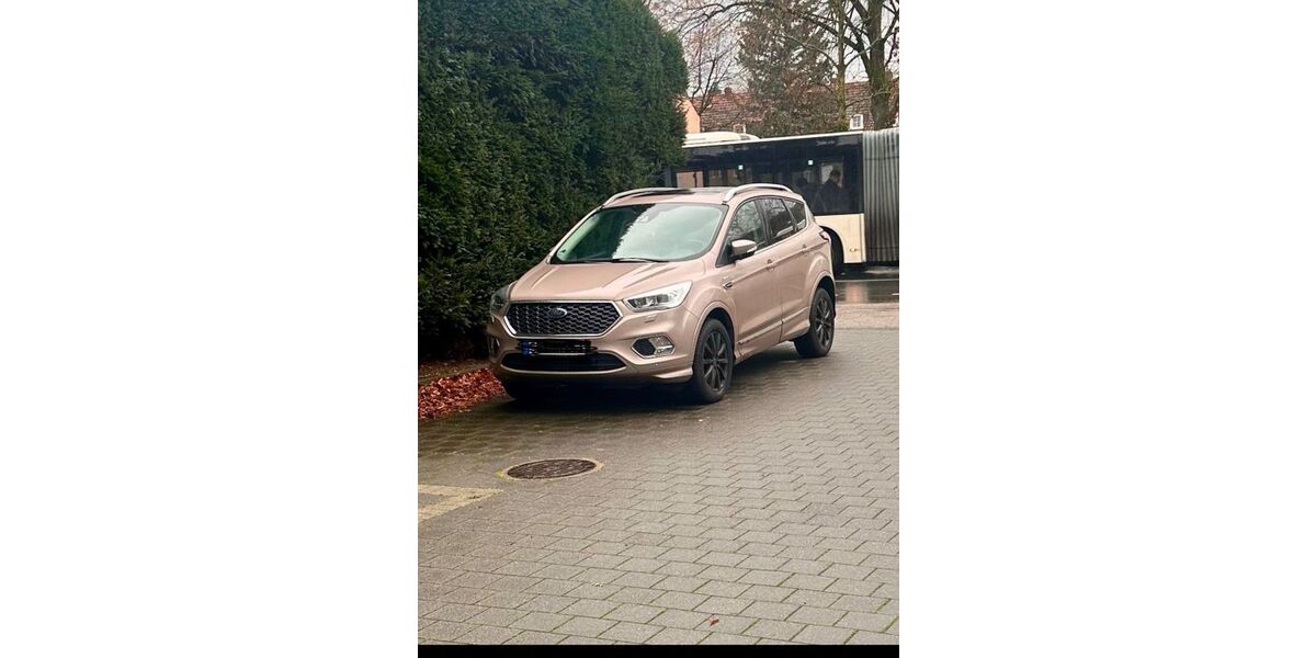 Ford Kuga 67.399 km 17.700 &euro; Solingen 42657