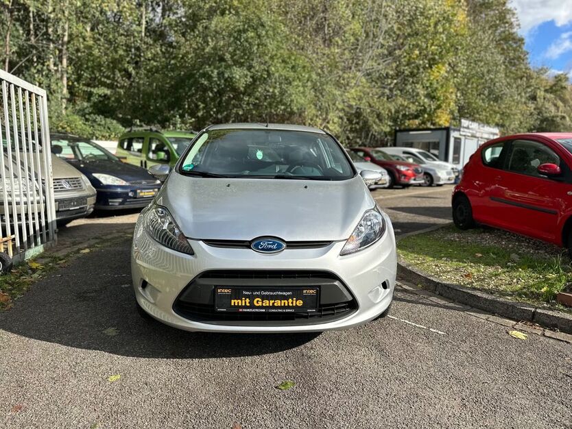 Ford Fiesta 85.267 km 3.999 € Essen 45145