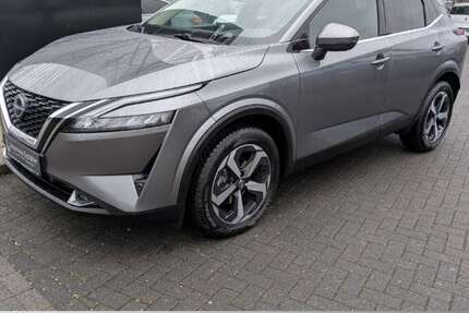Nissan Qashqai 28.200 km 24.685 &euro; Leverkusen 51373