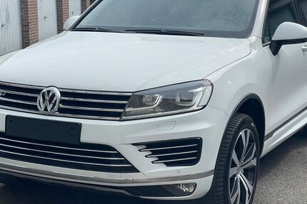 VW Touareg 173.788 km 17.900 &euro; Krefeld 47799