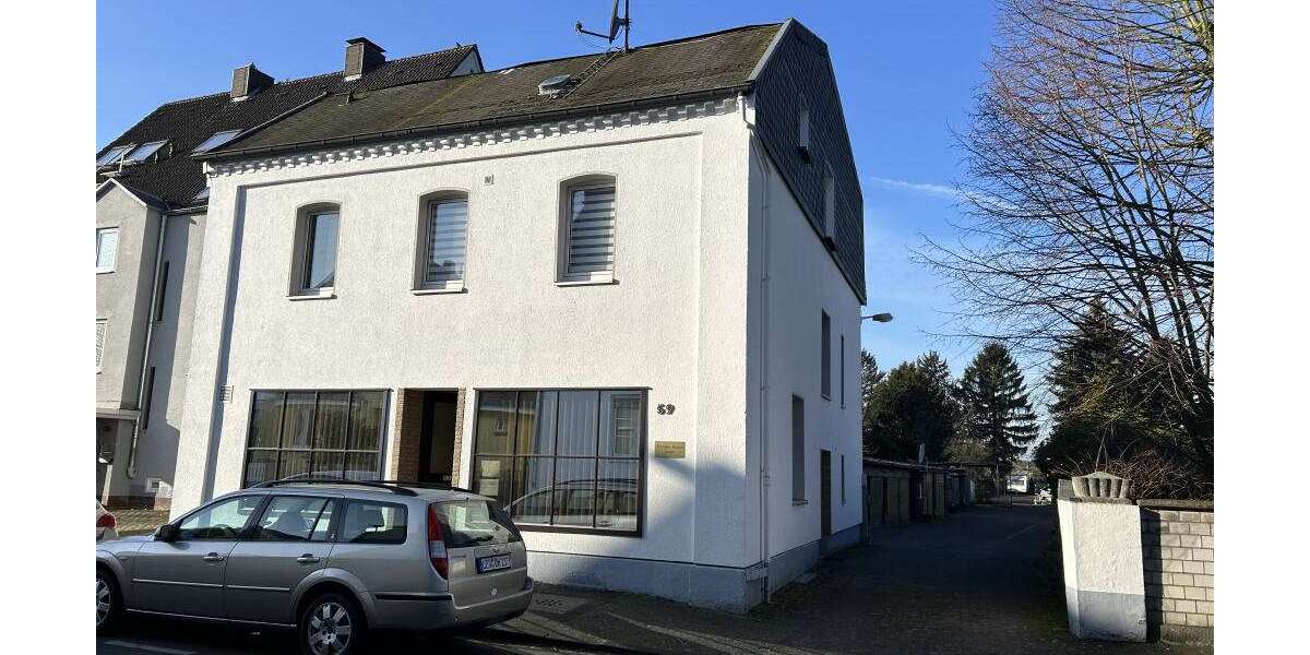 Haus zum Kaufen in Leverkusen-Küppersteg 599.900 € 122.2 m² 6 zimmer